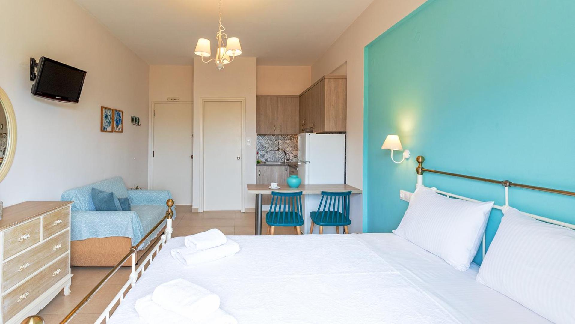 Kaiti 'S Studios & Apartments Palaiochora Ngoại thất bức ảnh