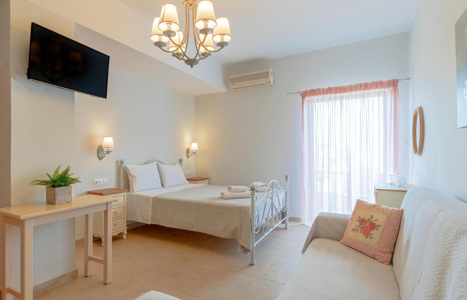 Kaiti 'S Studios & Apartments Palaiochora Ngoại thất bức ảnh